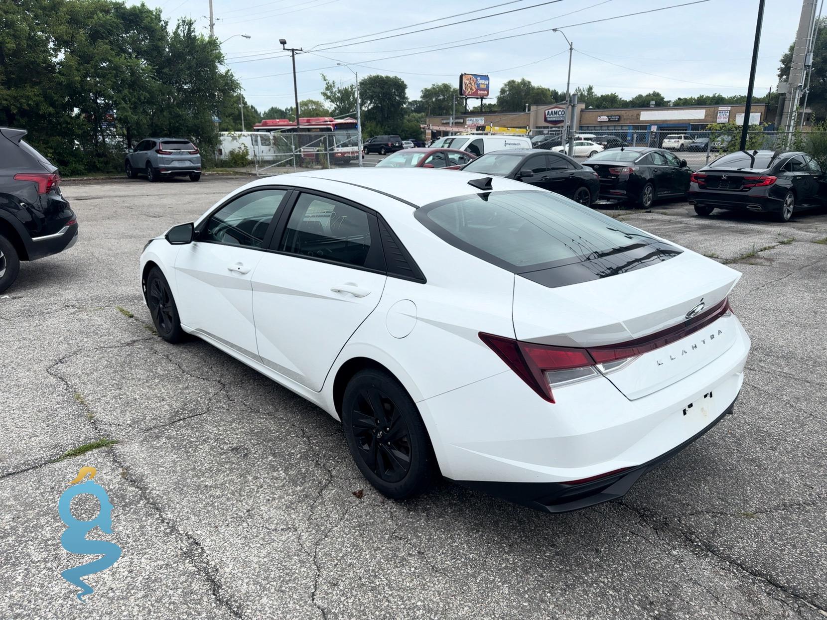 Hyundai Elantra 2.0 Blue