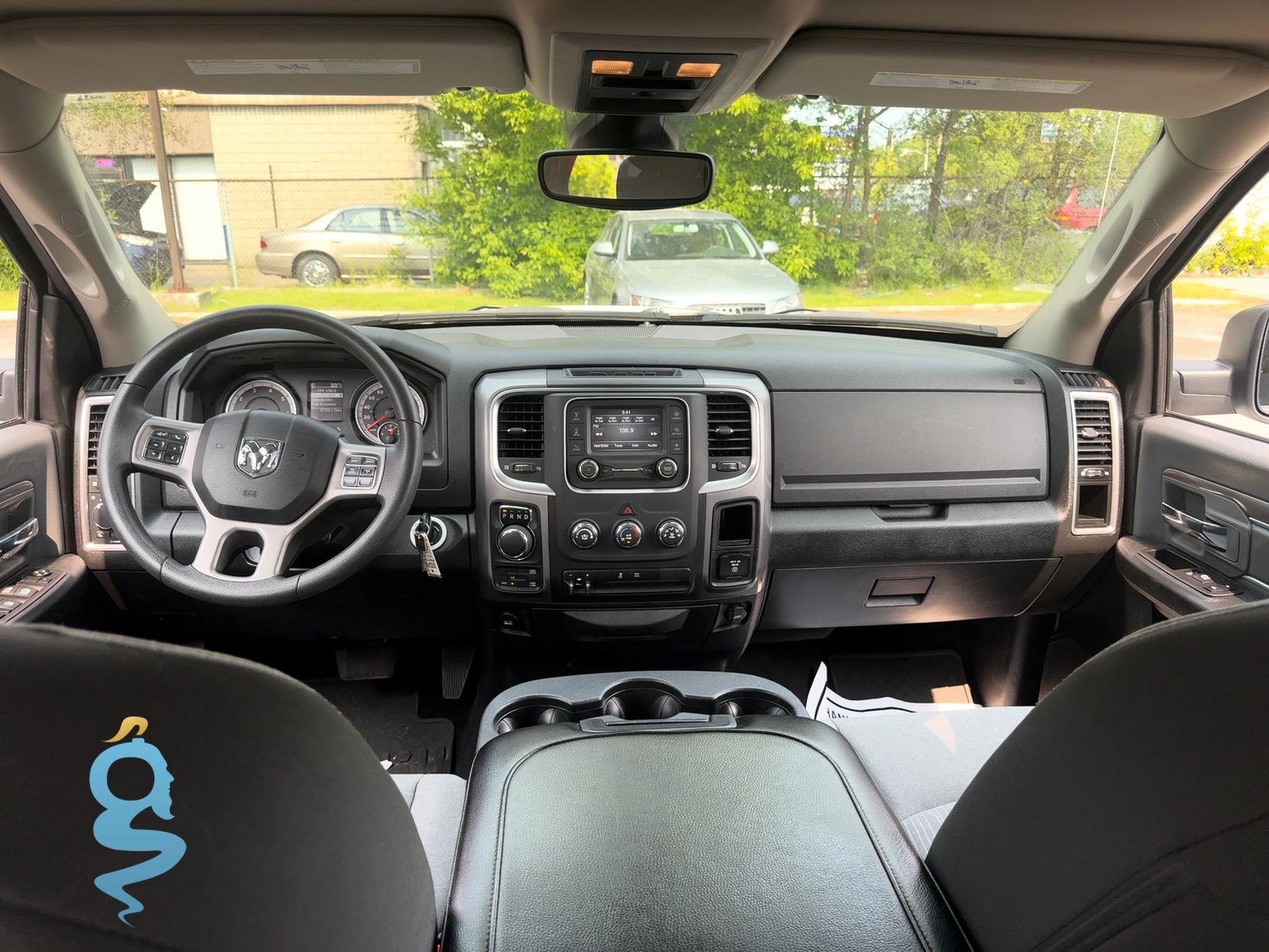 Ram 1500 5.7 Crew Cab SLT Classic (DS)