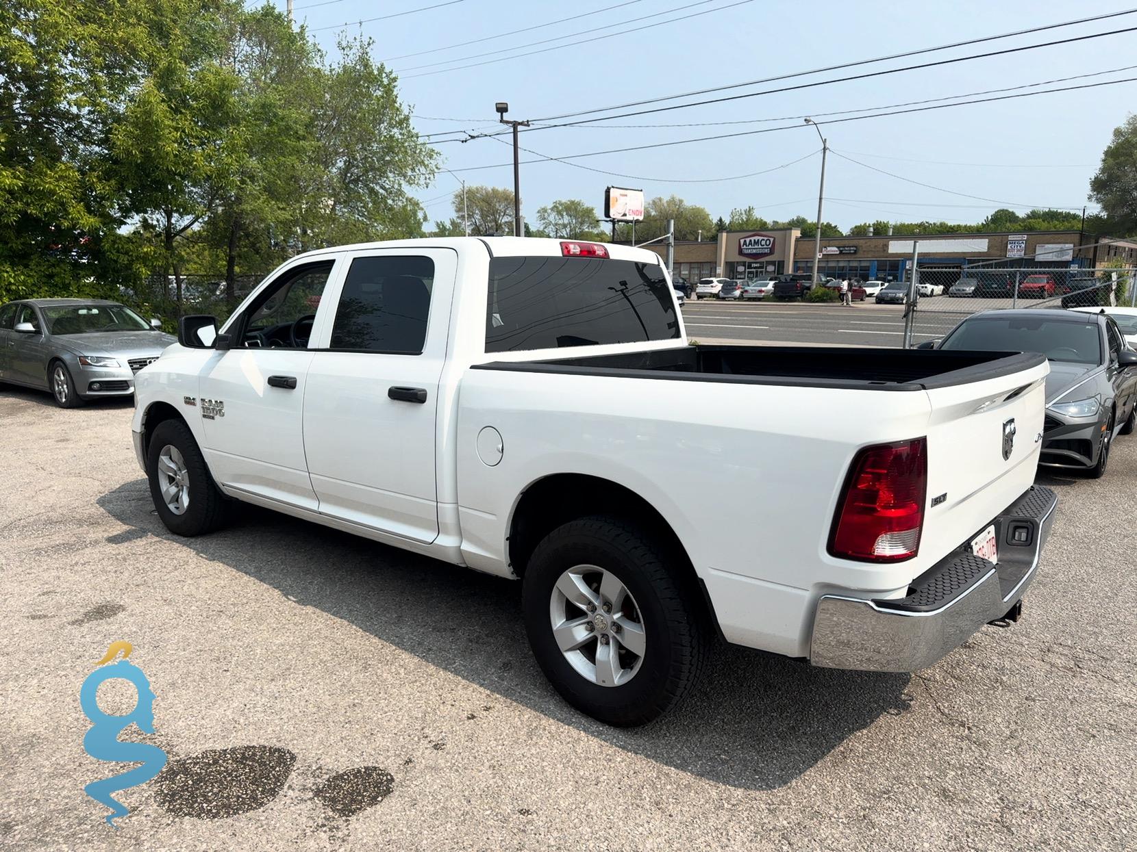 Ram 1500 5.7 Crew Cab SLT Classic (DS)