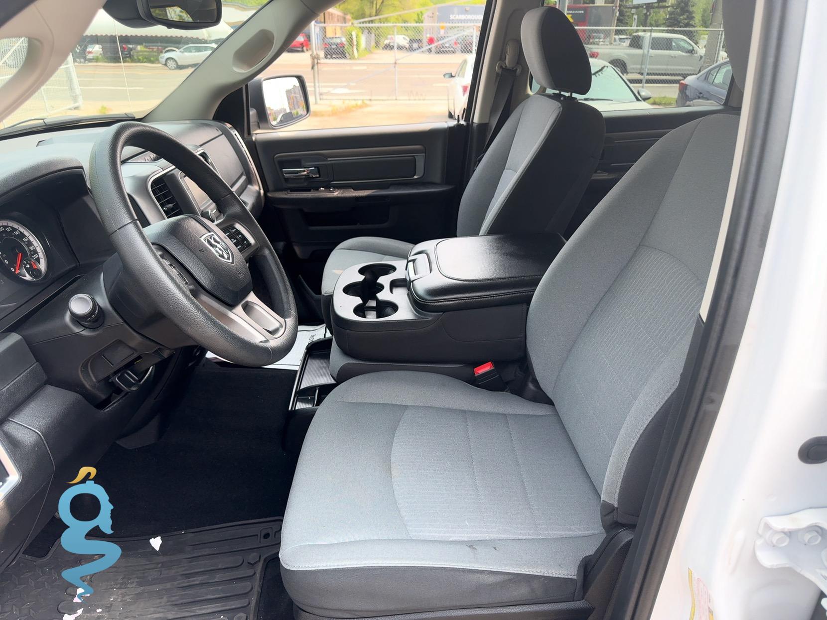 Ram 1500 5.7 Crew Cab SLT Classic (DS)
