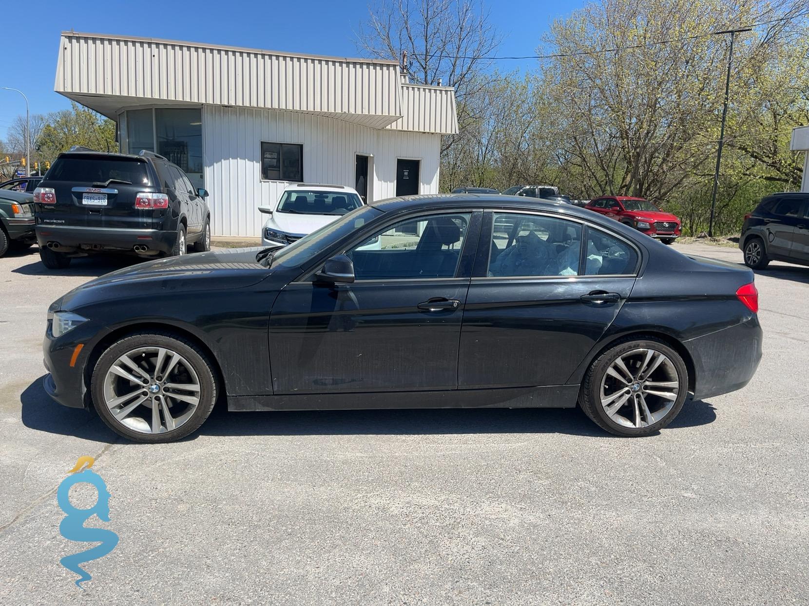 BMW 3 Series 2.0 330i xDrive 3-Series