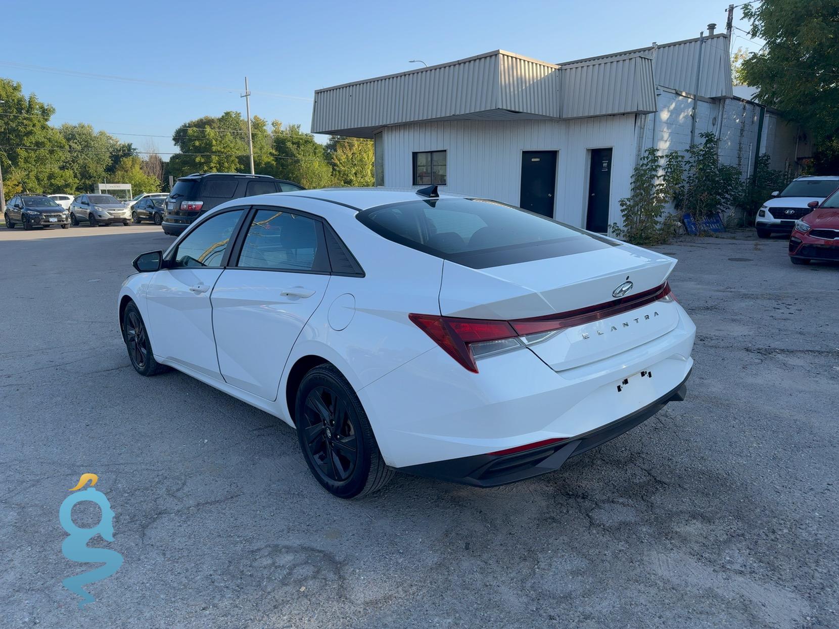 Hyundai Elantra 2.0 Blue