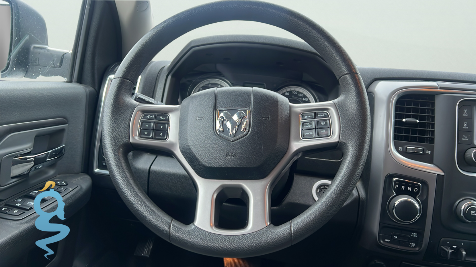 Ram 1500 5.7 SLT Classic (DS)