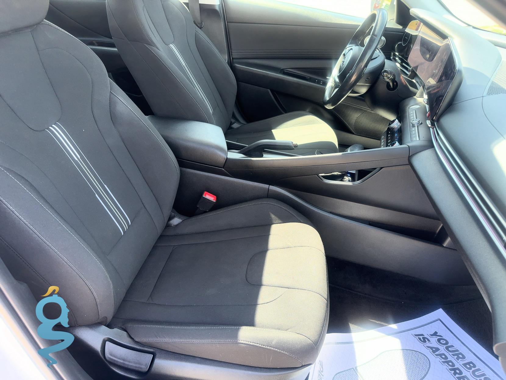 Hyundai Elantra 2.0 SEL