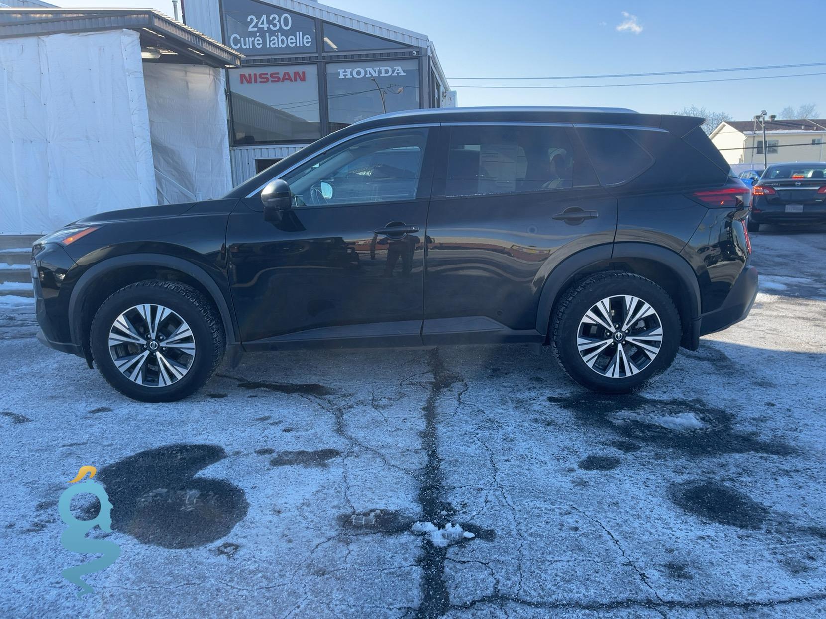 Nissan Rogue 2.5 Grade SV Rogue III (T33)