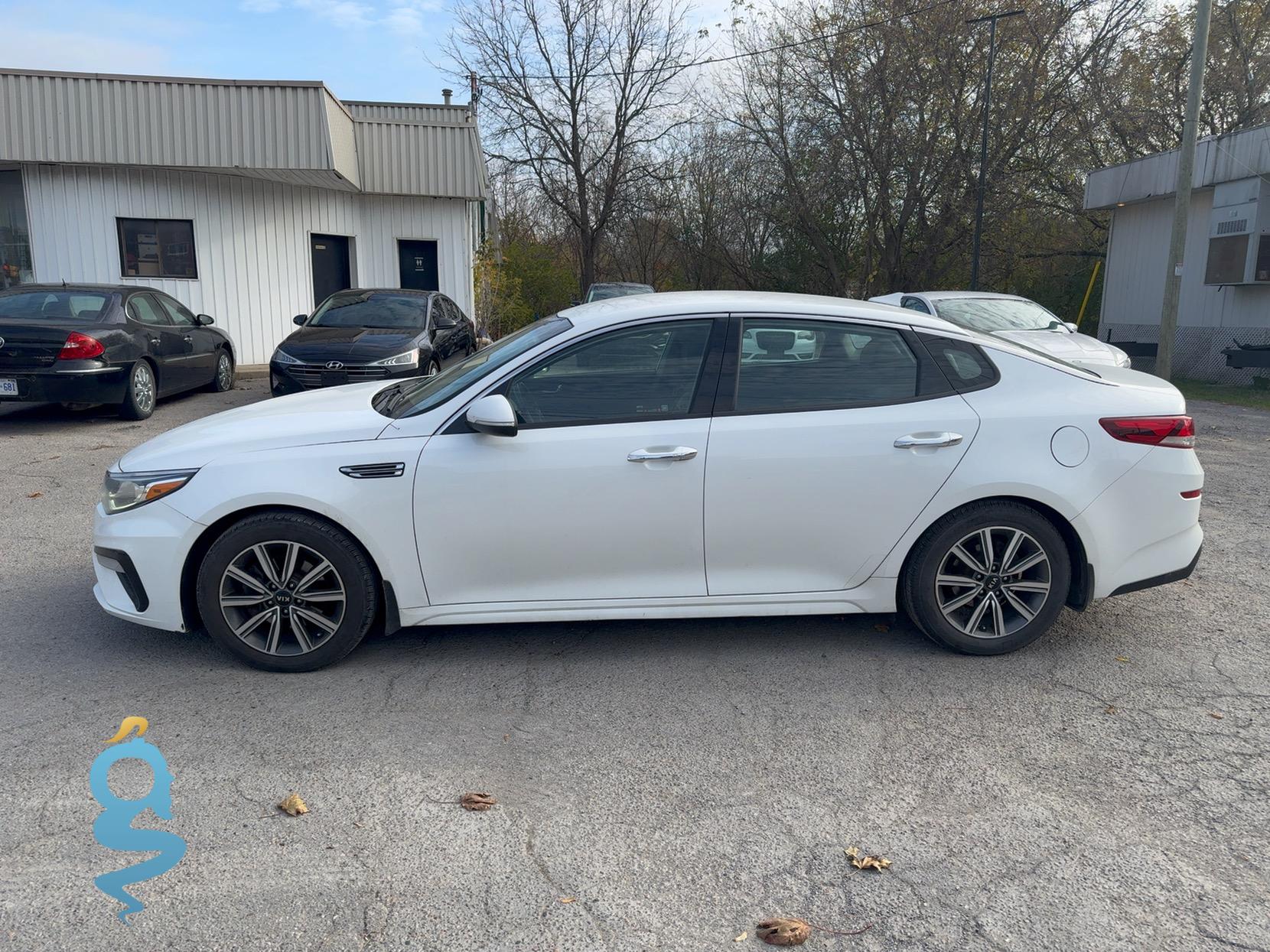 Kia Optima 2.4 GLS, JSL