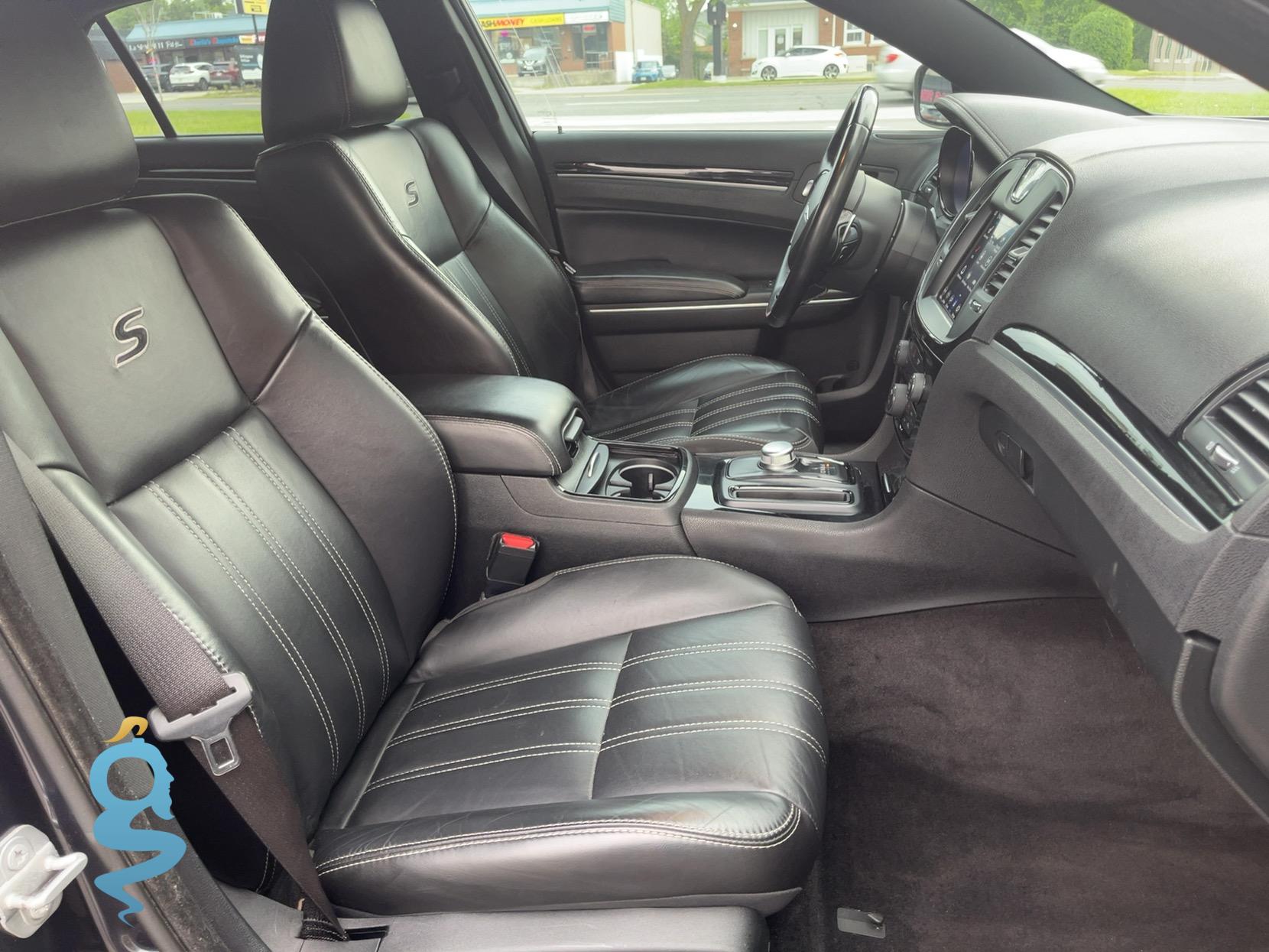 Chrysler 300 3.6 300S LX