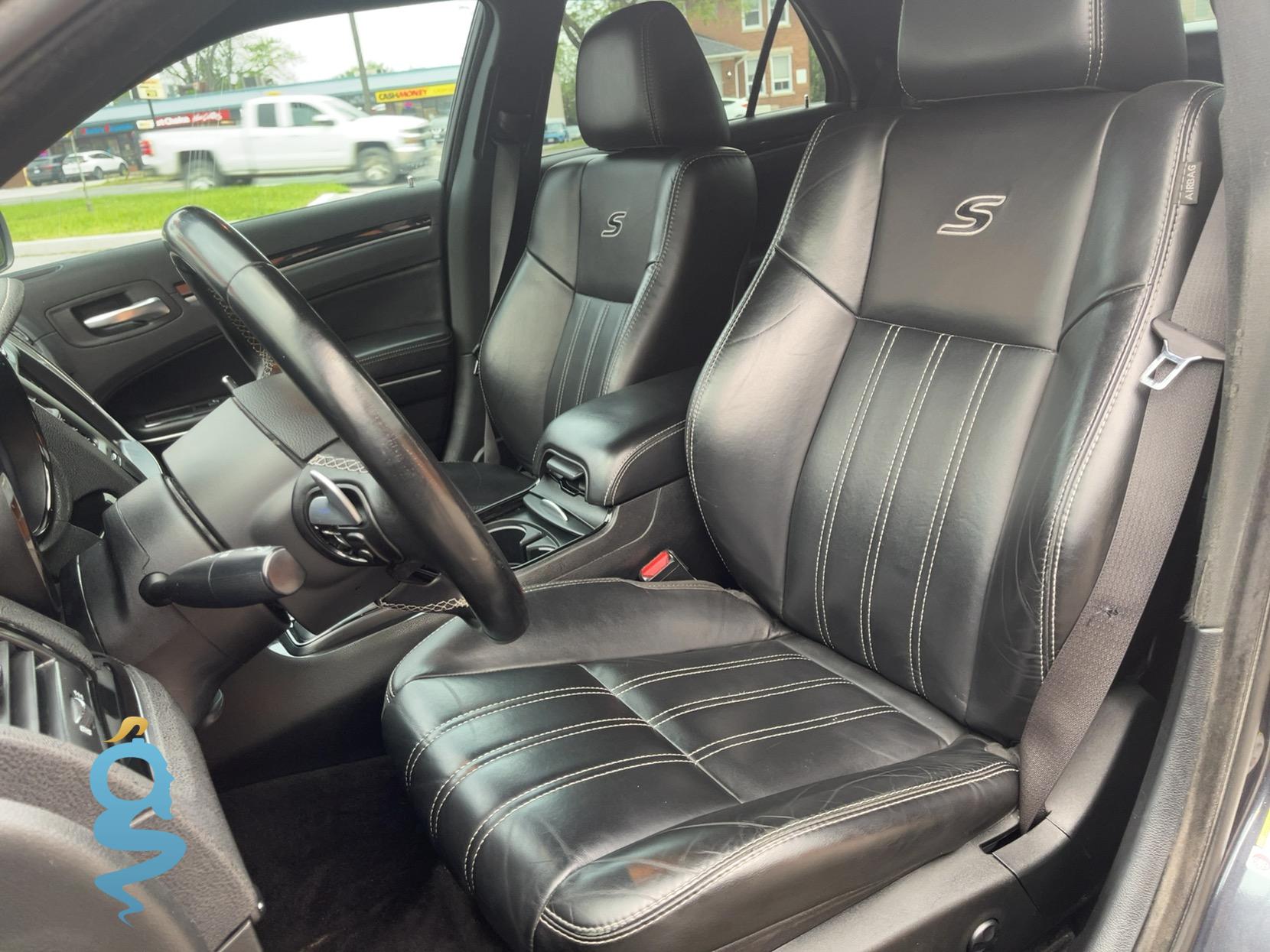 Chrysler 300 3.6 300S LX