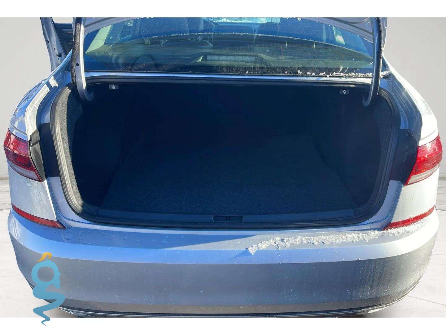 Volkswagen Passat 2.0 Highline Passat Variant (B8, facelift 2019)