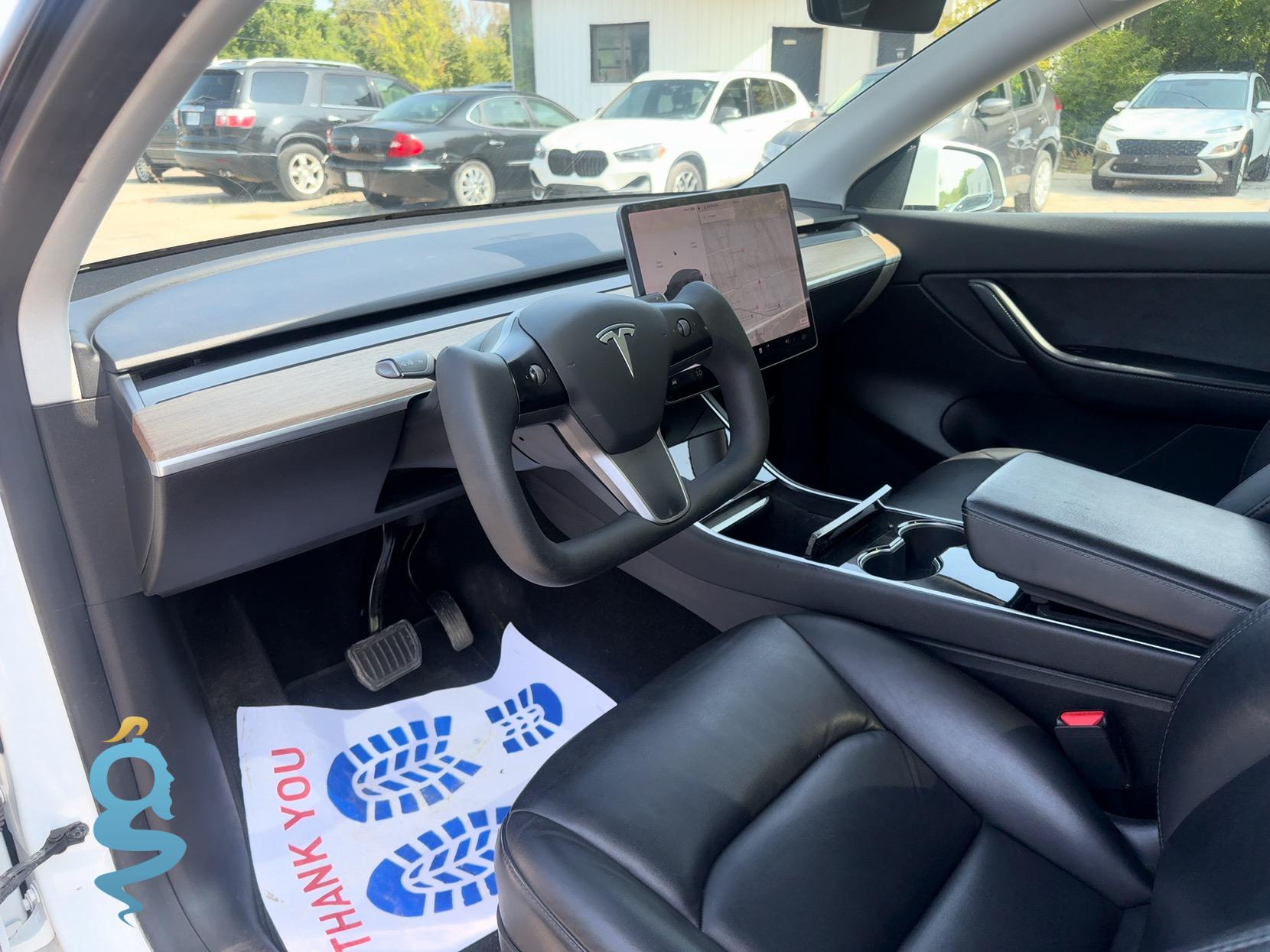 Tesla Model Y Model Y