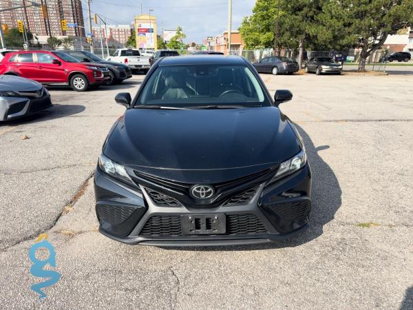 Toyota Camry 2.5 SE AXVA70L/GSV70L/AXVH70L