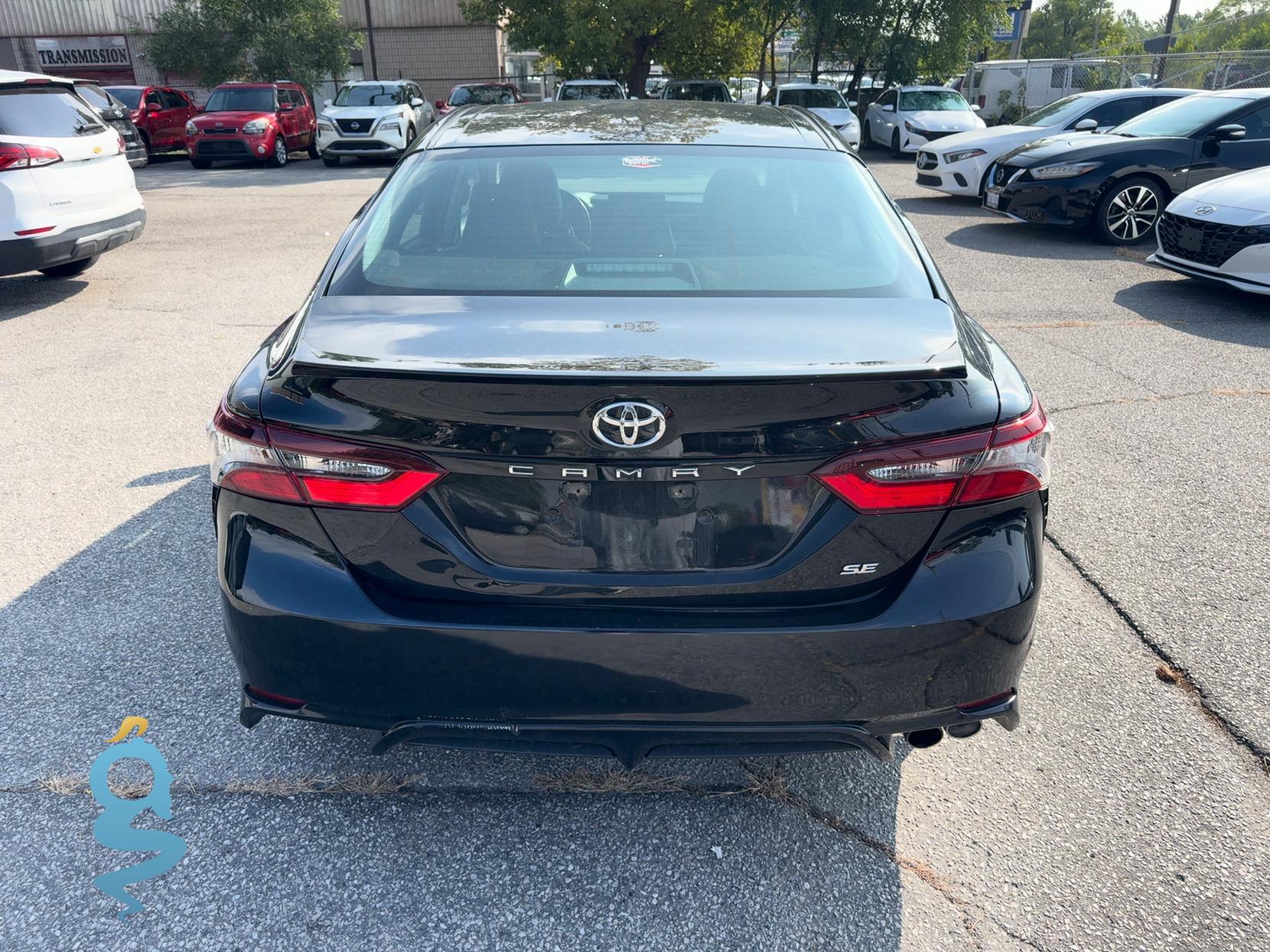 Toyota Camry 2.5 SE AXVA70L/GSV70L/AXVH70L