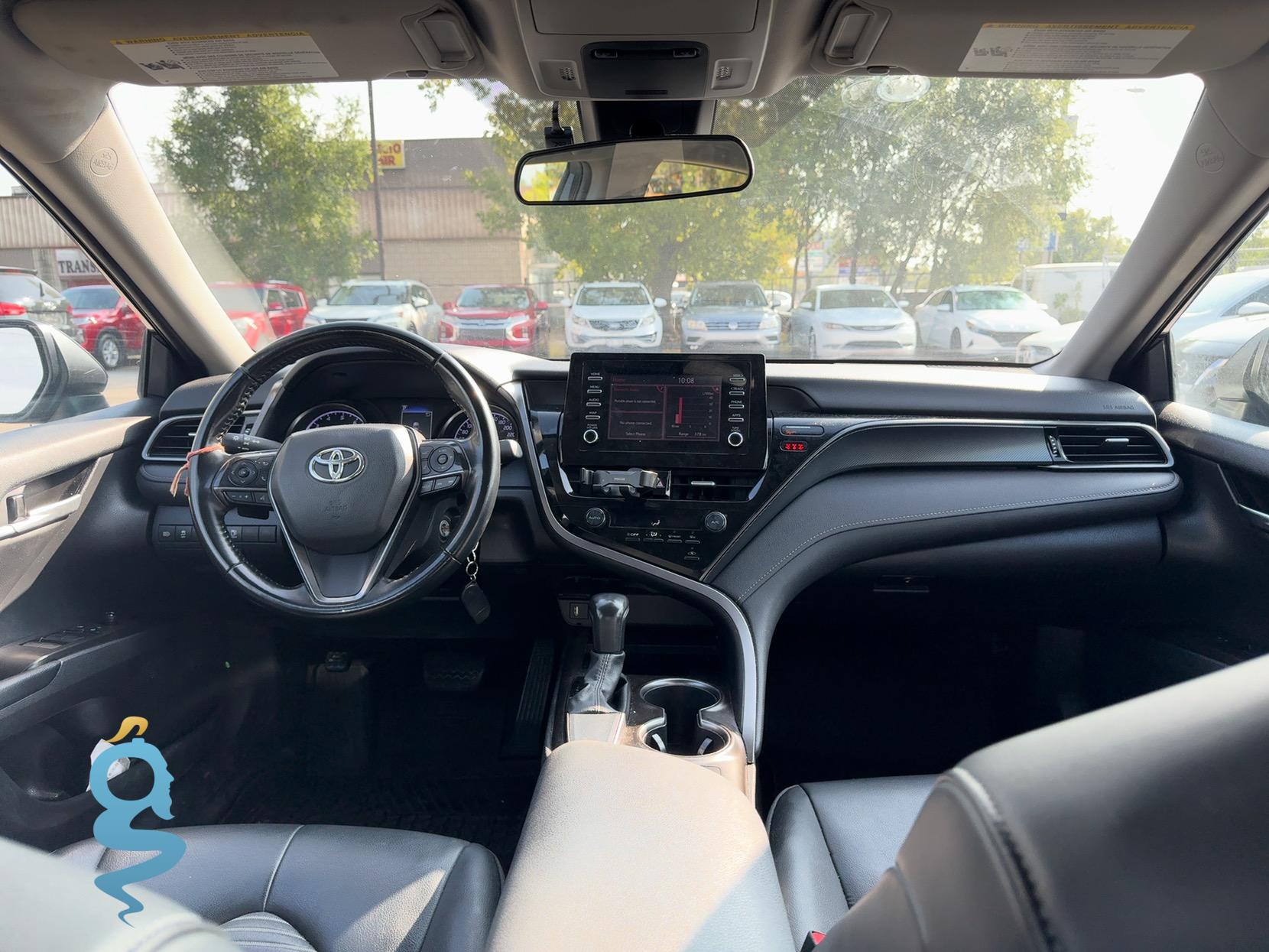 Toyota Camry 2.5 SE AXVA70L/GSV70L/AXVH70L