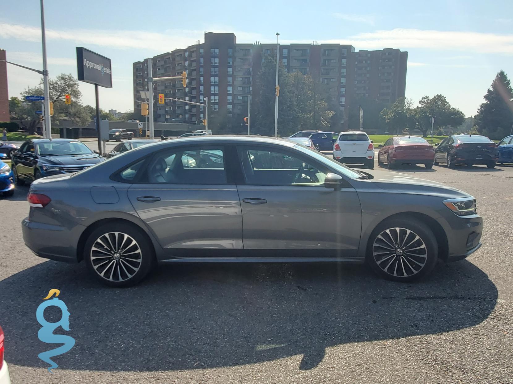 Volkswagen Passat 2.0 Limited Edition Sedan