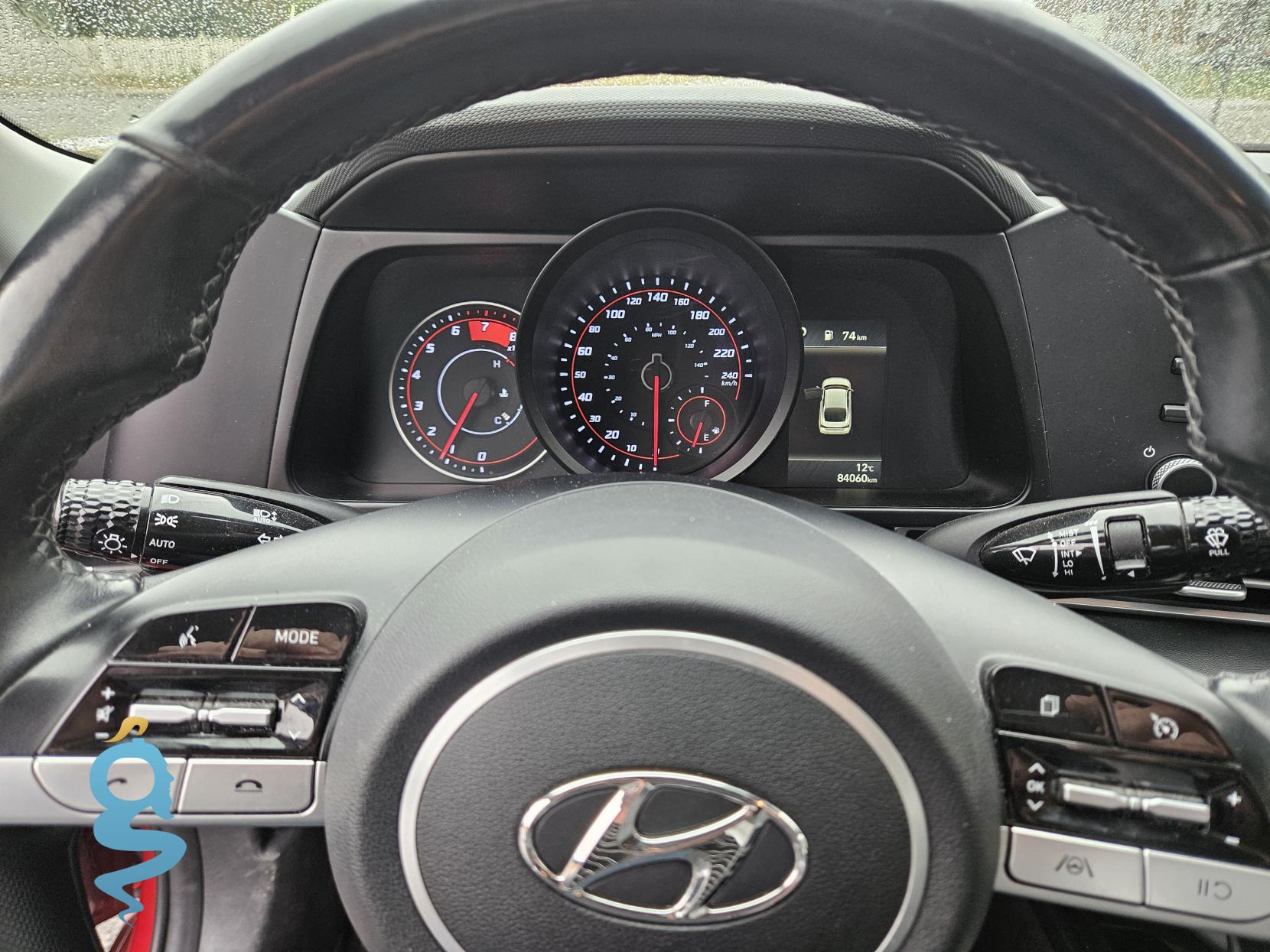 Hyundai Elantra 2.0 Blue