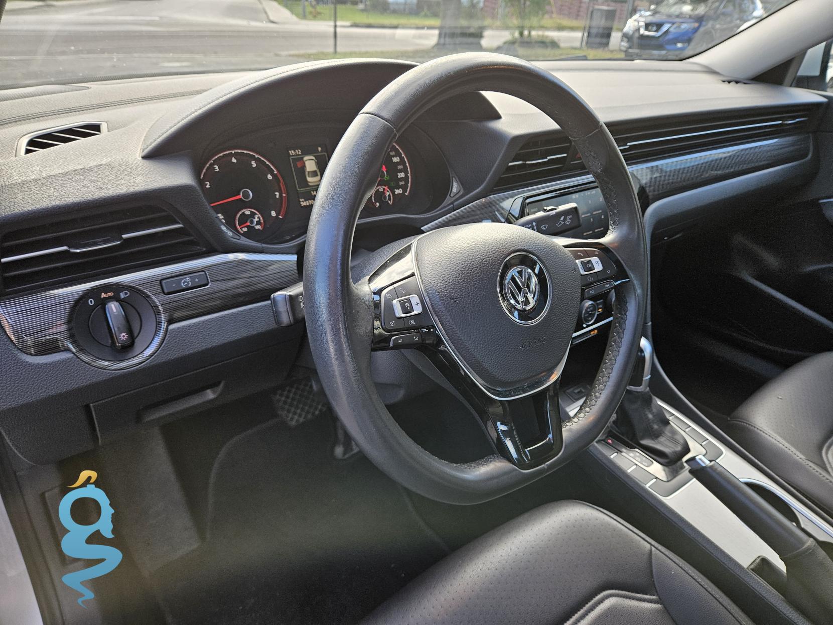 Volkswagen Passat 2.0 Highline 2.0 TSI SE, SE w/ Technology