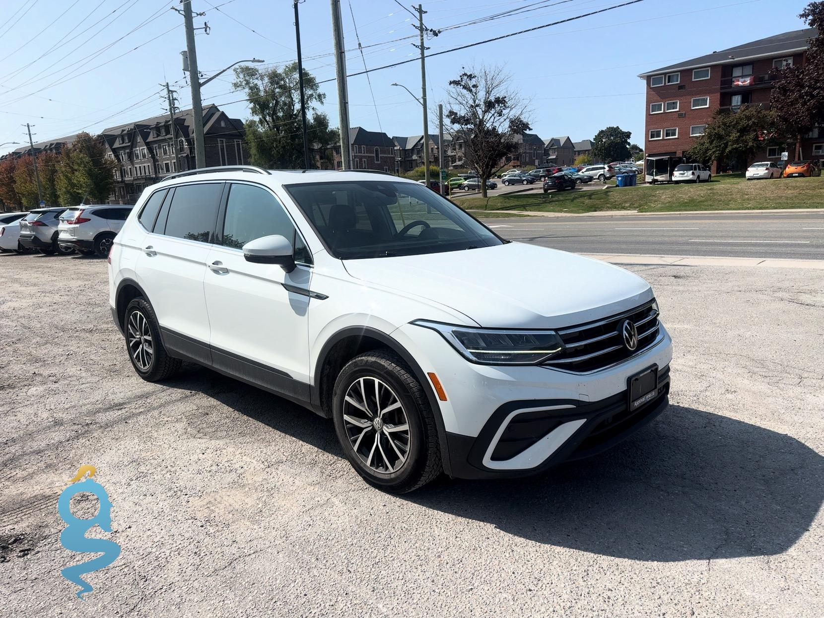 Volkswagen Tiguan 2.0 4Motion SE w/Sunroof Pkg.