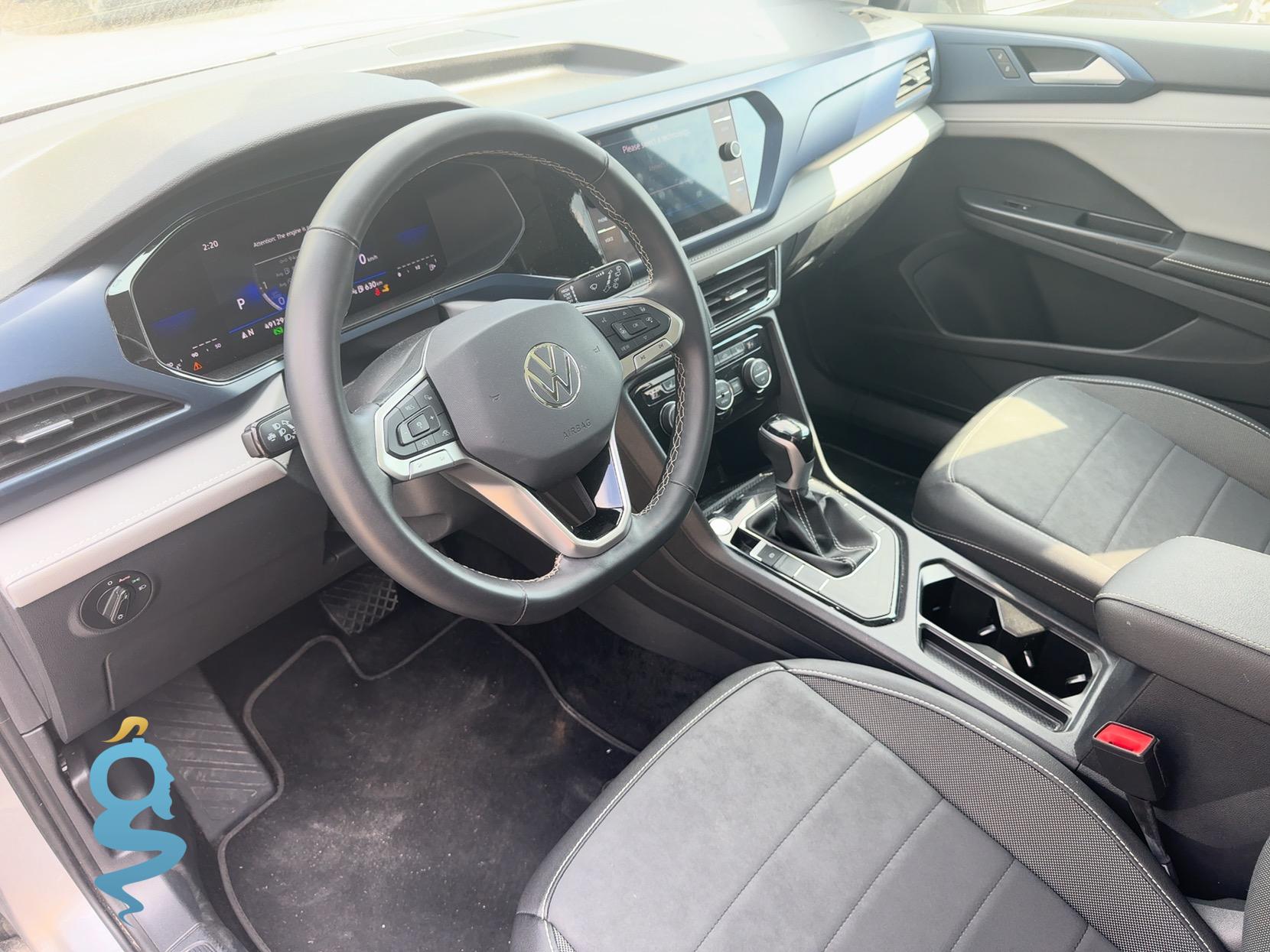 Volkswagen Taos 1.5 SE w/ Sunroof Pkg. Taos (facelift 2024)