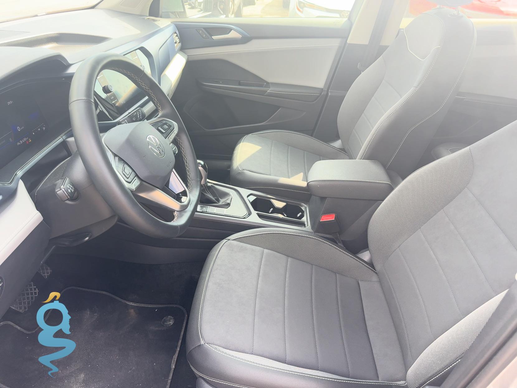 Volkswagen Taos 1.5 SE w/ Sunroof Pkg. Taos (facelift 2024)