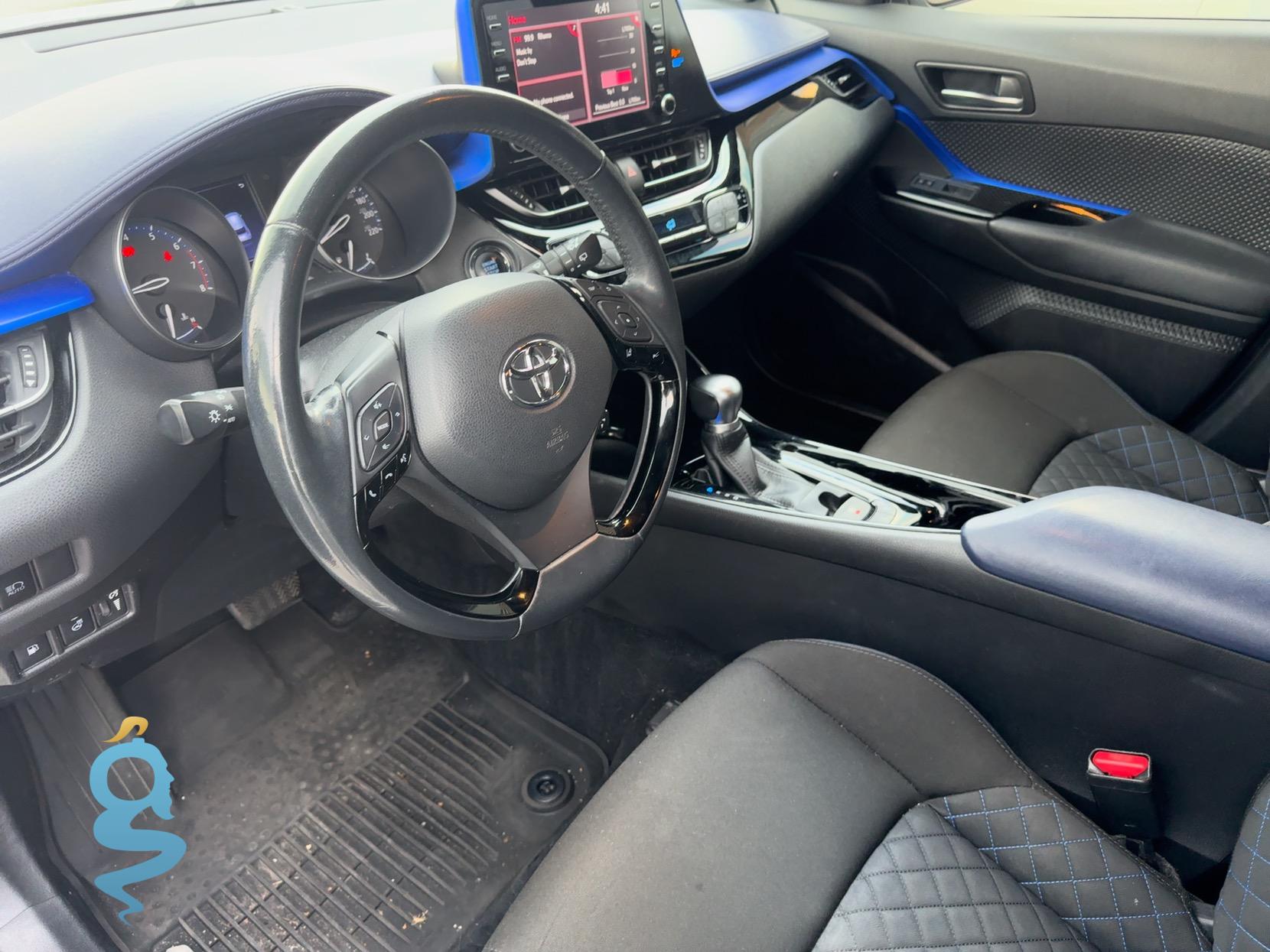 Toyota C-HR 2.0 ZGX10L