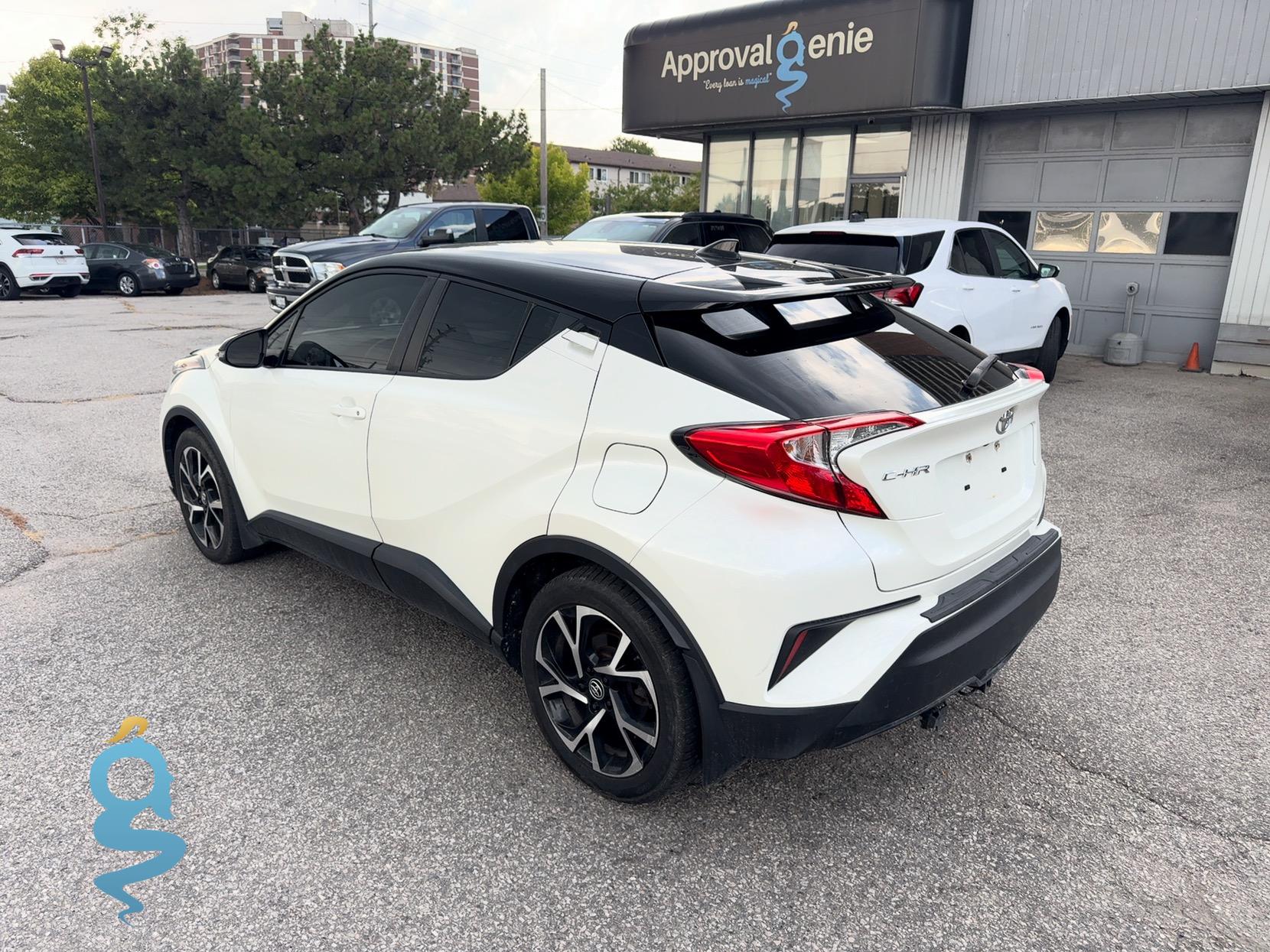 Toyota C-HR 2.0 ZGX10L