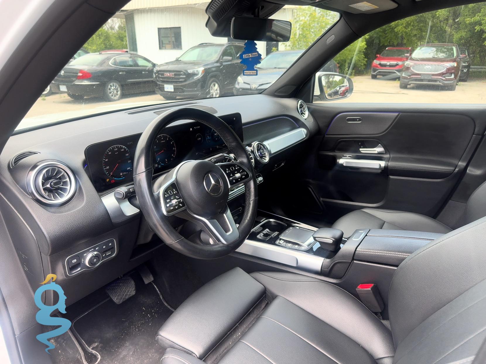 Mercedes-Benz GLB 250 2.0 GLB250-4M GLB250-4M