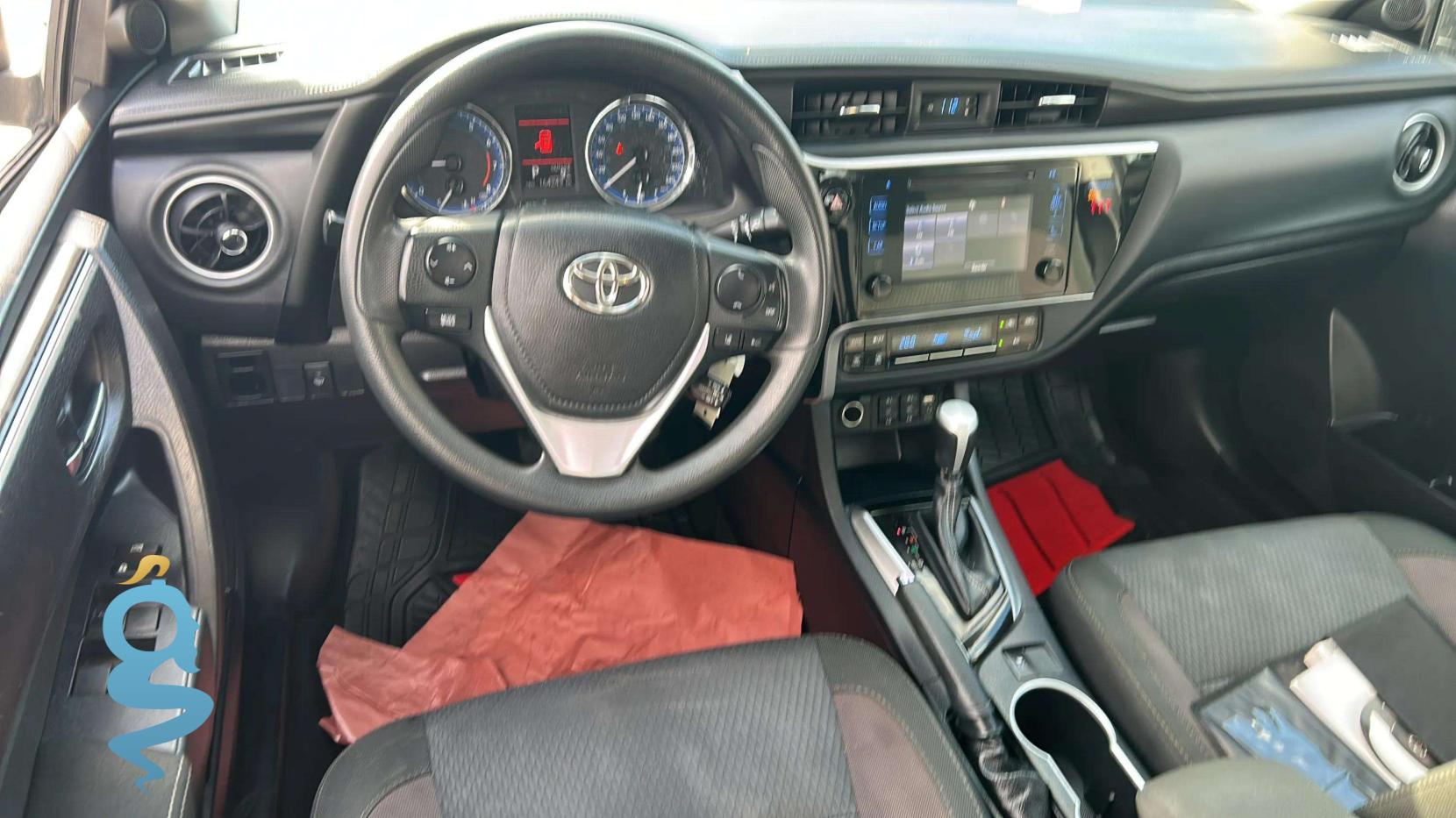 Toyota Corolla 1.8 LE LE