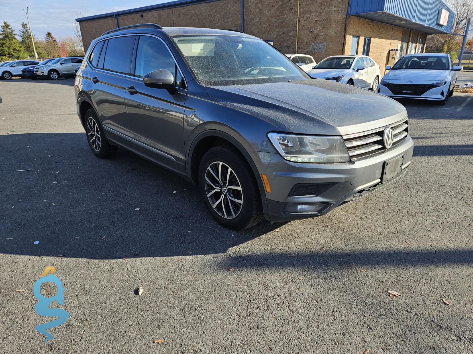 Volkswagen Tiguan 2.0 SE, SEL 4Motion