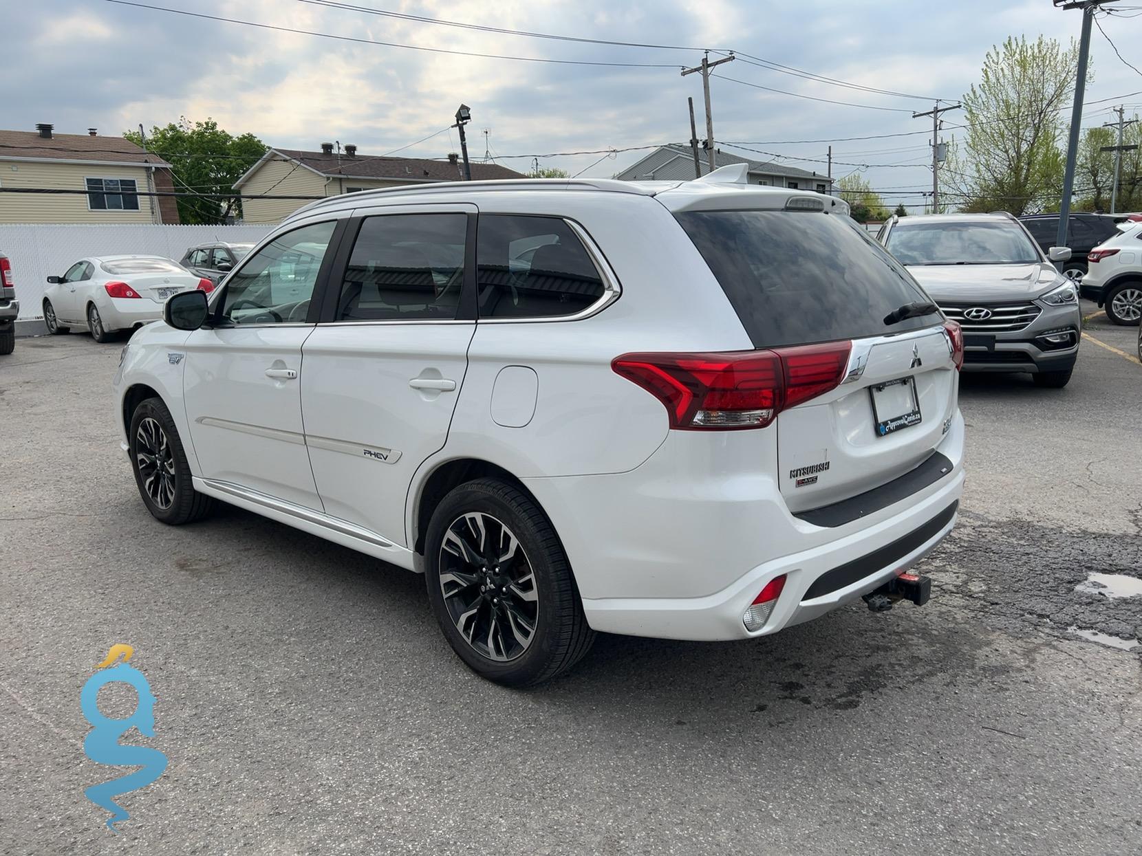 Mitsubishi Outlander 2.0 High