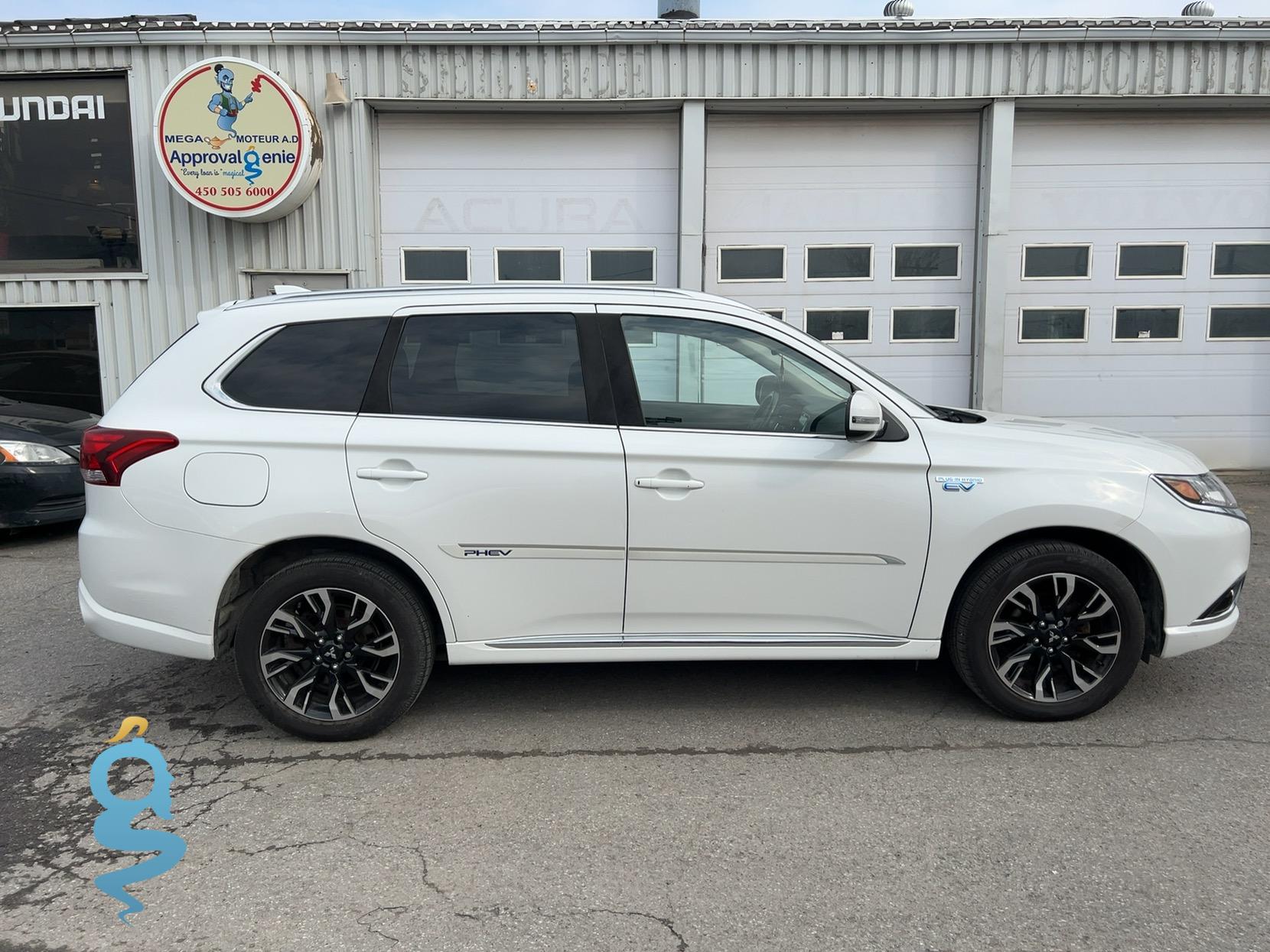 Mitsubishi Outlander 2.0 High