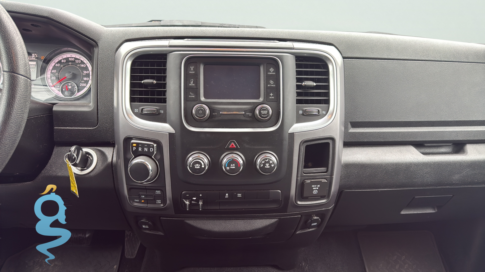 Dodge Ram 1500 3.6 SLT Classic (DS)