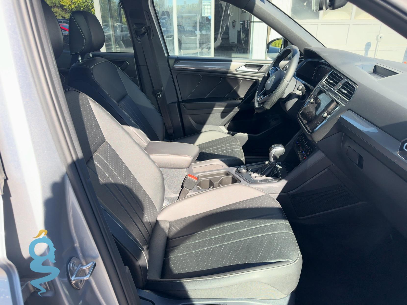 Volkswagen Tiguan 2.0 4Motion SE R-Line Black