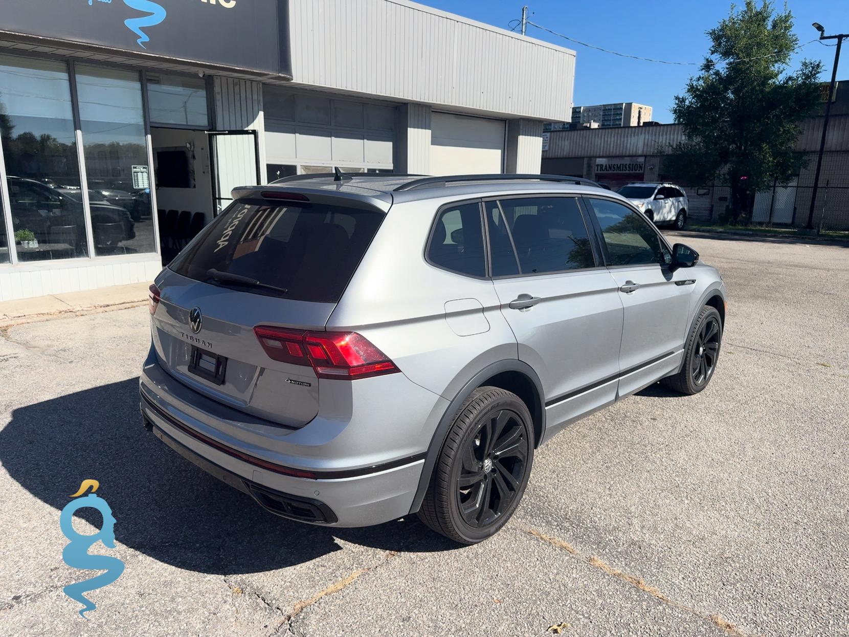 Volkswagen Tiguan 2.0 4Motion SE R-Line Black