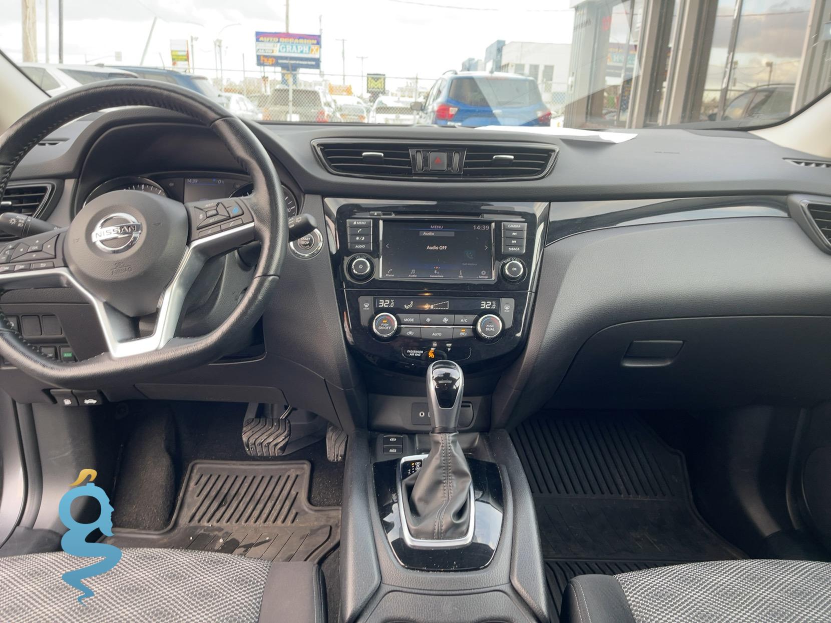 Nissan Rogue 2.0 Grade SV