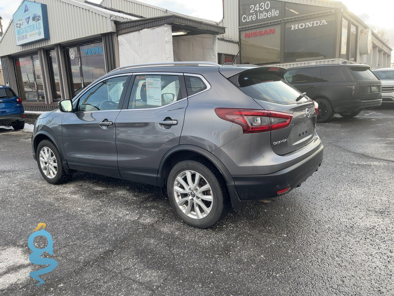 Nissan Rogue 2.0 Grade SV