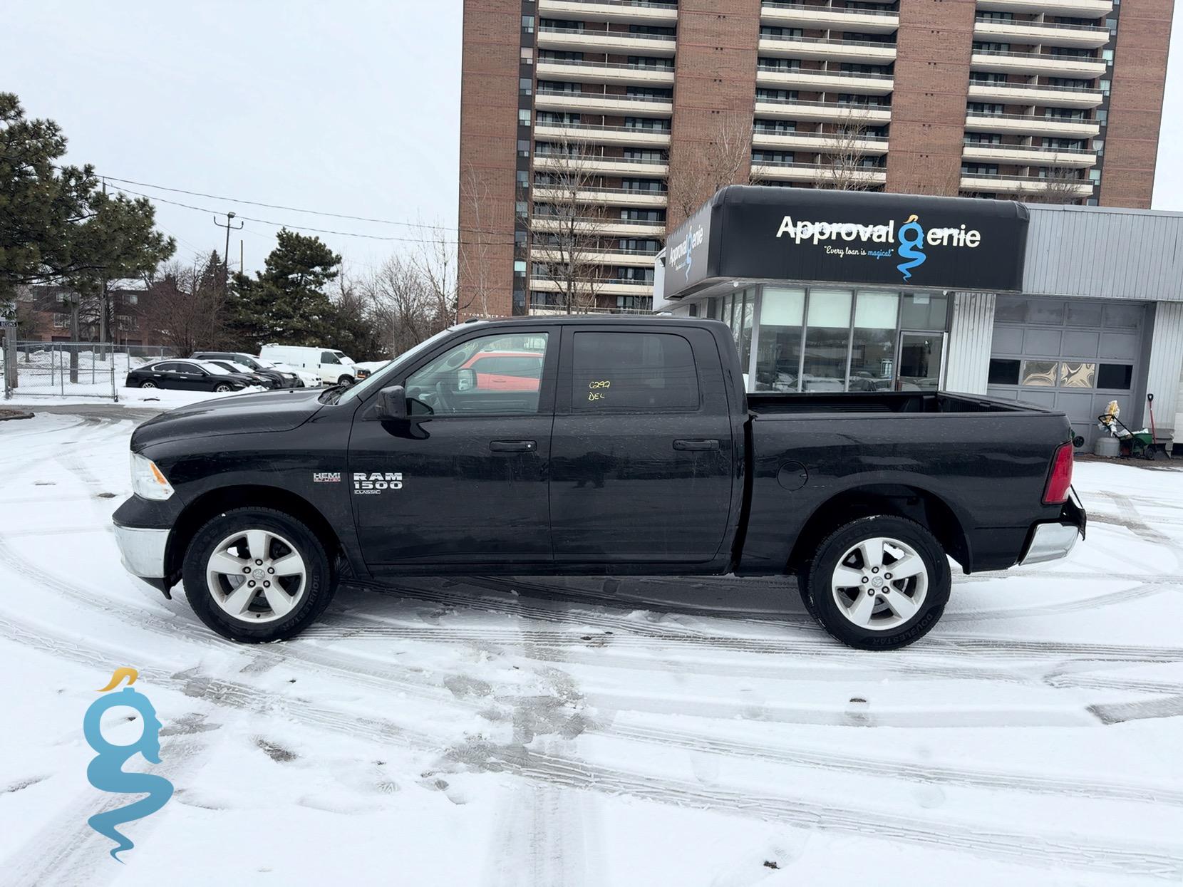 Ram 1500 5.7 Crew Cab SLT Classic (DS)