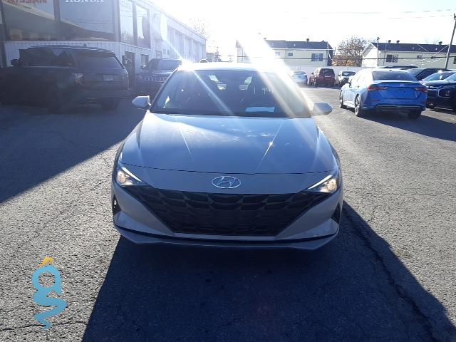 Hyundai Elantra 2.0 Blue