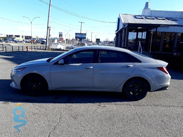 Hyundai Elantra 2.0 Blue