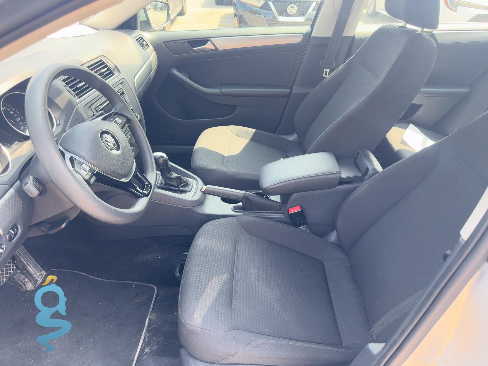 Volkswagen Jetta 1.8 SE, Sport 1.8T SE / 1.8T Sport