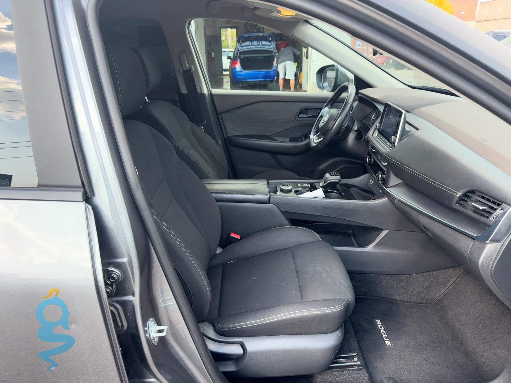 Nissan Rogue 2.5 Grade S Rogue III (T33)