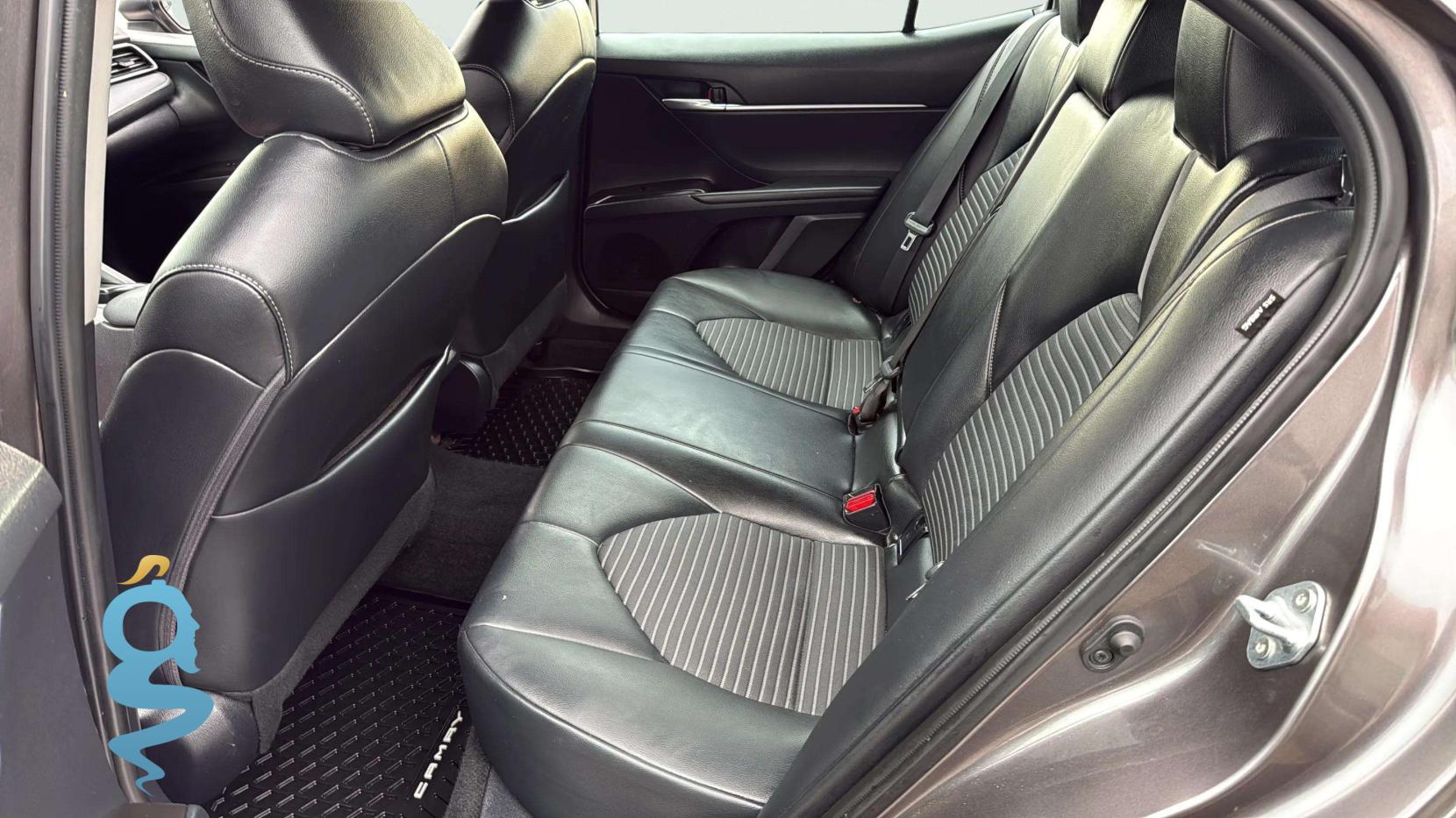 Toyota Camry 2.5 SE 70 Series