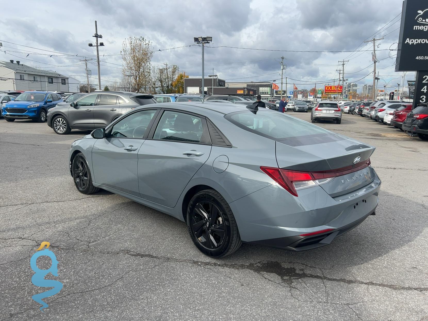 Hyundai Elantra 2.0 Blue