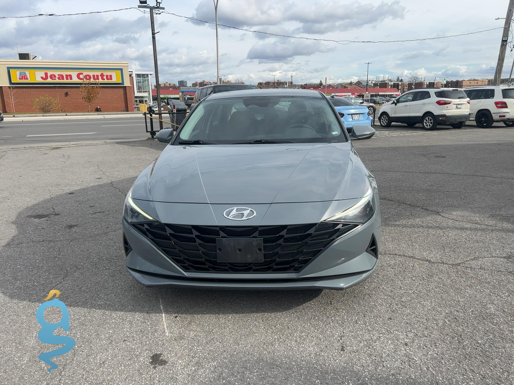 Hyundai Elantra 2.0 Blue