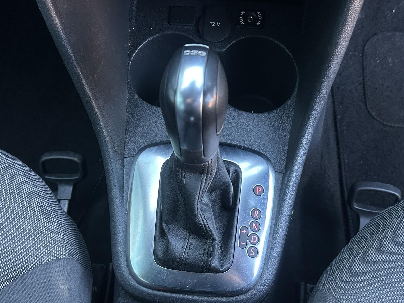 VOLKSWAGEN POLO 1.4 MATCH HATCHBACK 5DR PETROL DSG EURO 5 85 PS 6,350 148.66... image 61