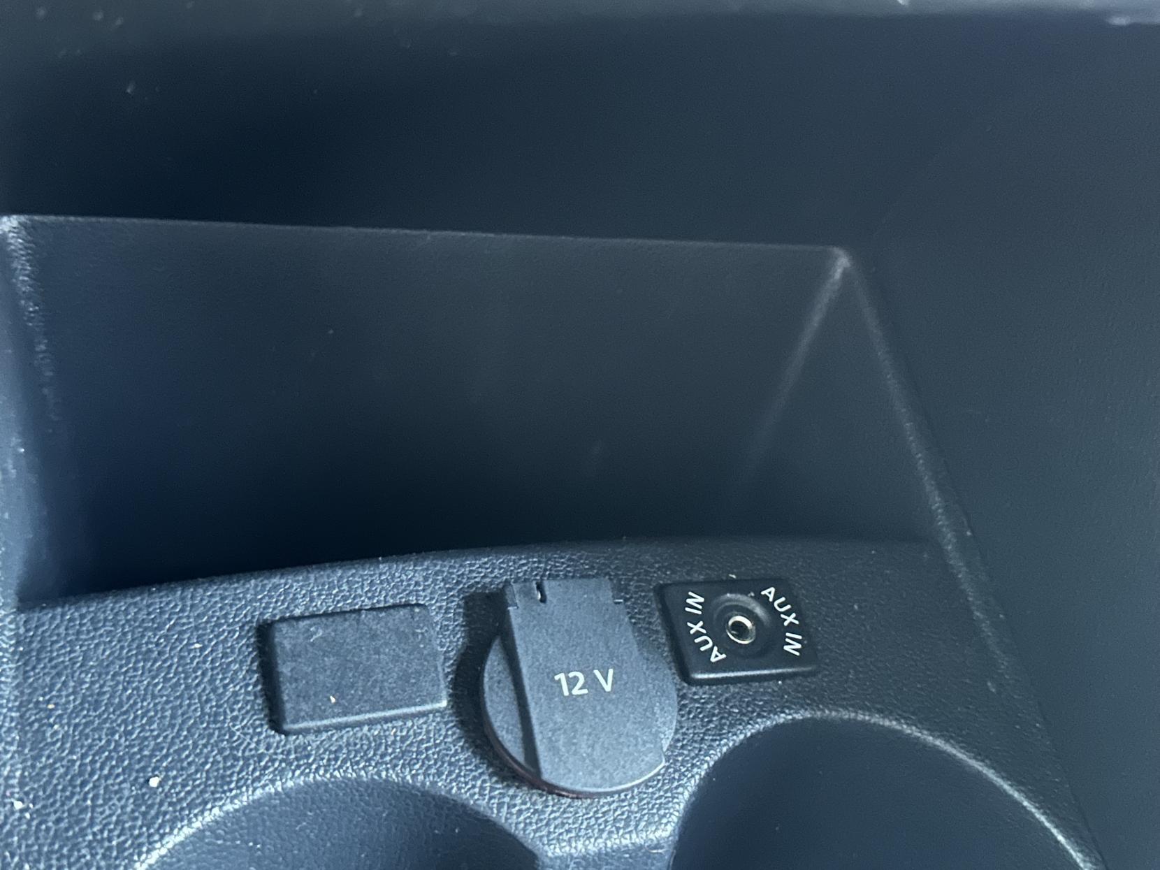 VOLKSWAGEN POLO 1.4 MATCH HATCHBACK 5DR PETROL DSG EURO 5 85 PS 6,350 148.66... image 60