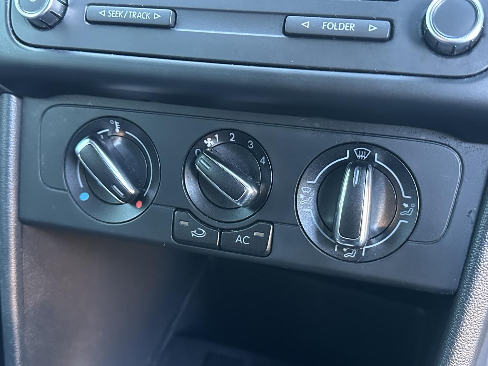 VOLKSWAGEN POLO 1.4 MATCH HATCHBACK 5DR PETROL DSG EURO 5 85 PS 6,350 148.66... image 59