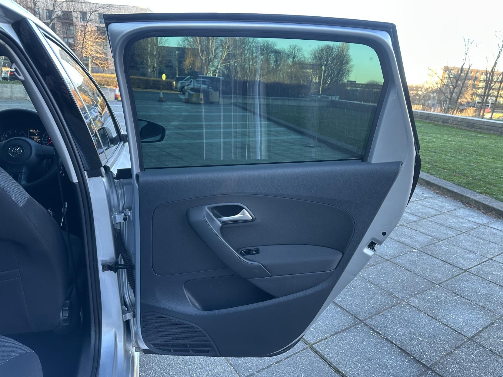 VOLKSWAGEN POLO 1.4 MATCH HATCHBACK 5DR PETROL DSG EURO 5 85 PS 6,350 148.66... image 26