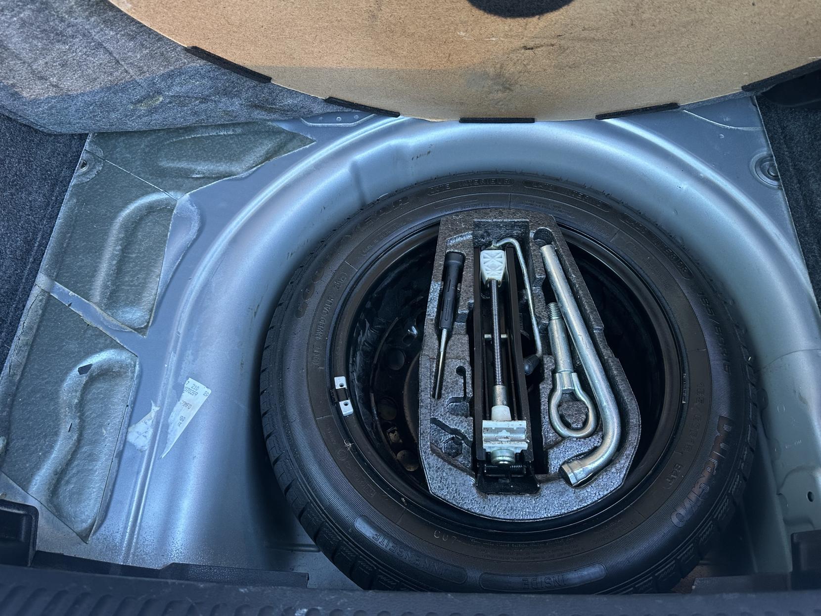 VOLKSWAGEN POLO 1.4 MATCH HATCHBACK 5DR PETROL DSG EURO 5 85 PS 6,350 148.66... image 24