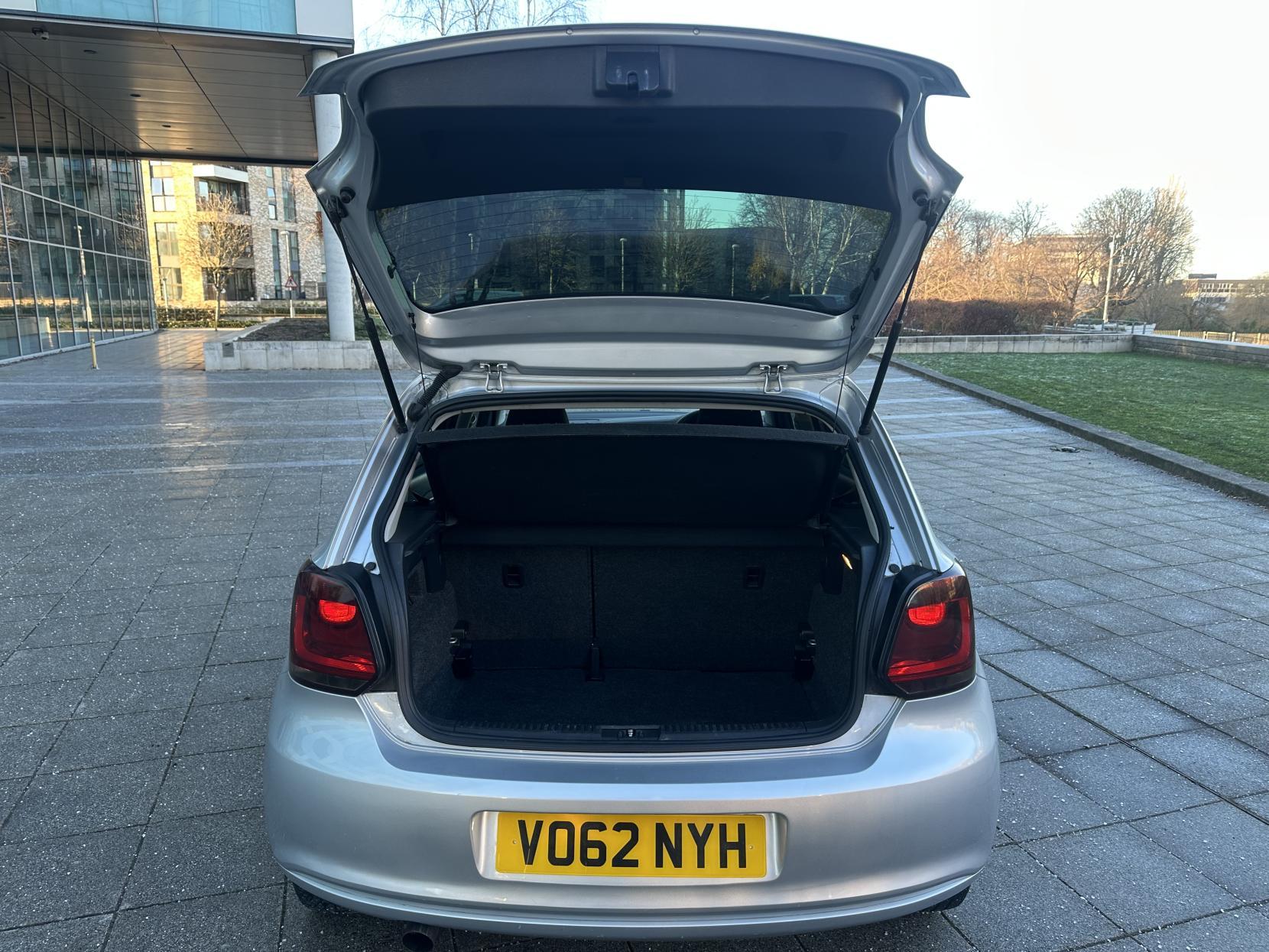 VOLKSWAGEN POLO 1.4 MATCH HATCHBACK 5DR PETROL DSG EURO 5 85 PS 6,350 148.66... image 22