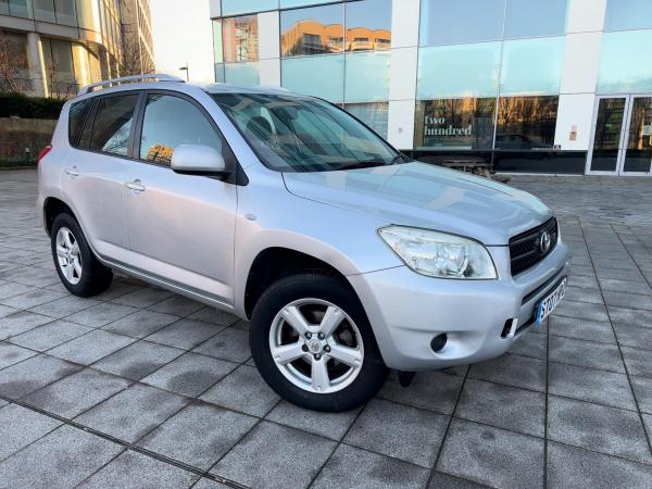 Toyota RAV4 2.0 XT3 SUV 5dr Petrol Automatic 4WD (212 g/km, 150 bhp)